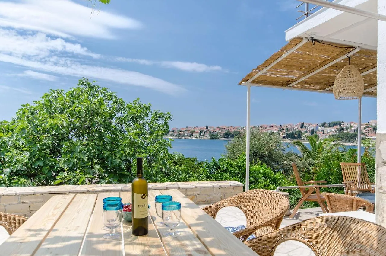 House Mavi Villa Trogir 0*,